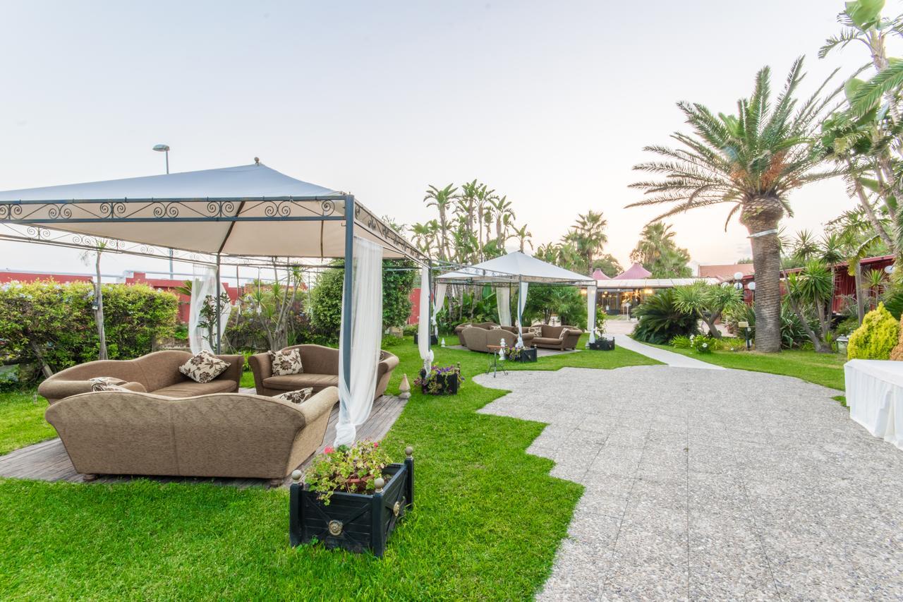 Bed and Breakfast I Giardini Di Giano Торре-Фаро Экстерьер фото